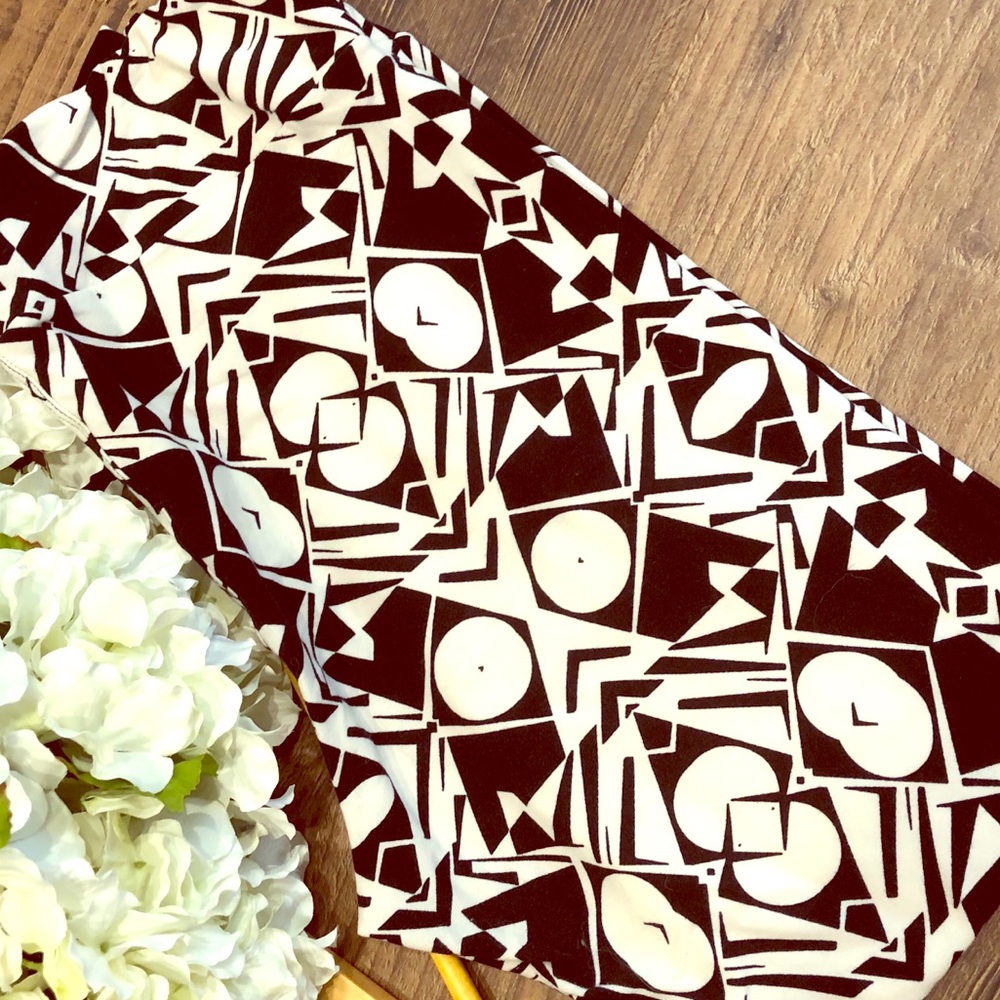 NWOT Lularoe Leggings TC